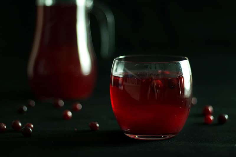 Don't miss out on this super healthy Russian cranberry drink called Mors. Very refreshing! #cranberries #Russia | cookingtheglobe.com