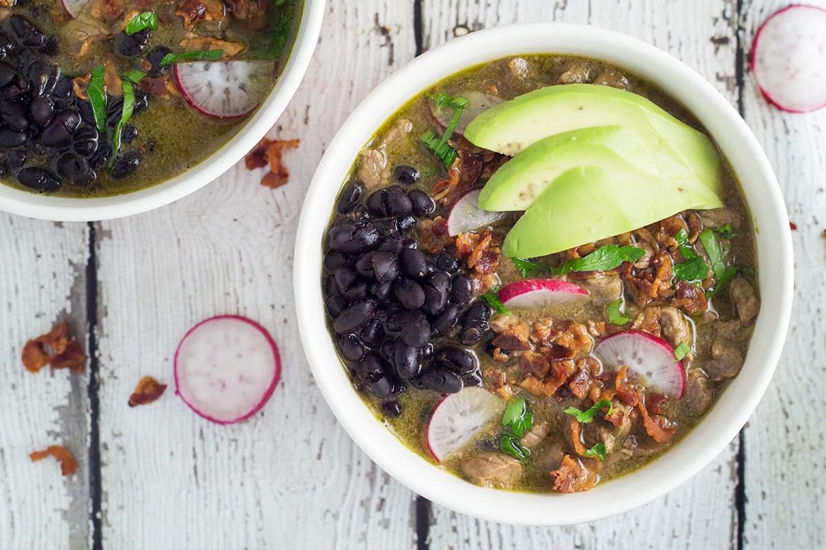 Carne en su Jugo is a flavorful Mexican soup filled with beef, bacon, beans, tomatillos and veggies! | cookingtheglobe.com