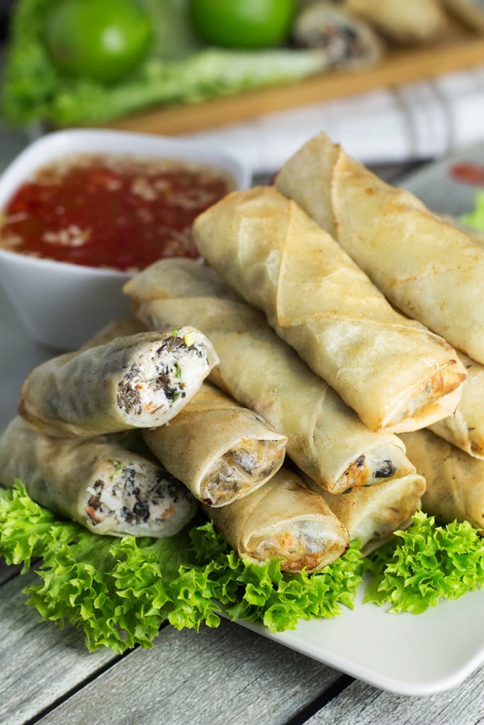 Vietnamese Egg Rolls (Cha Gio) - Cooking The Globe