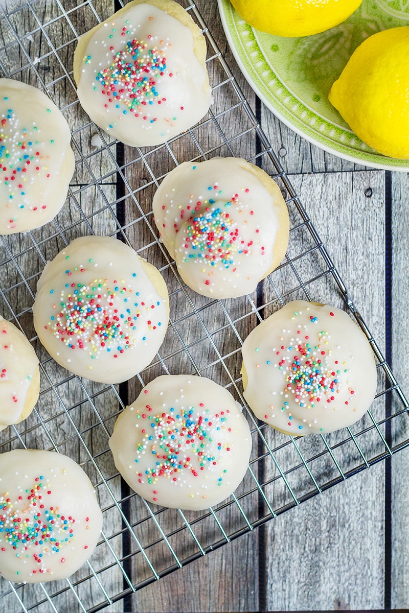 These Italian Lemon Cookies (Anginetti) are soft, pillowy and filled with lemon flavor! | cookingtheglobe.com