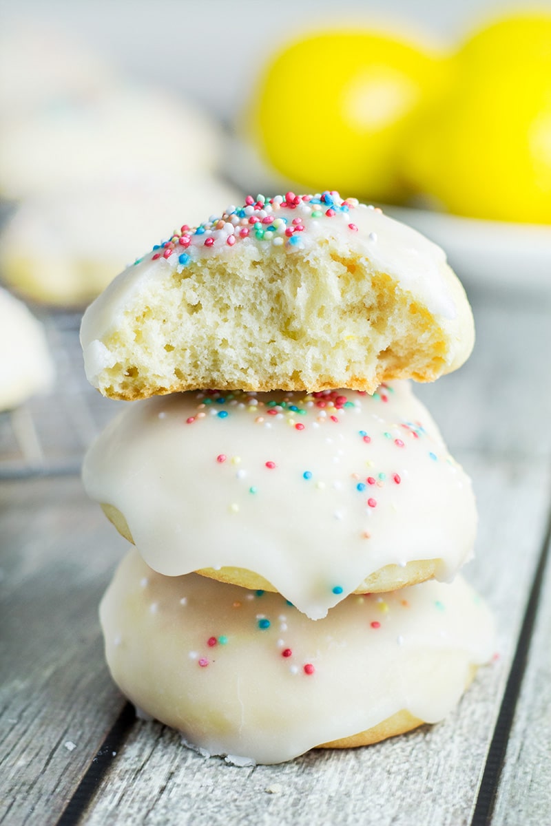 These Italian Lemon Cookies (Anginetti) are soft, pillowy and filled with lemon flavor! | cookingtheglobe.com