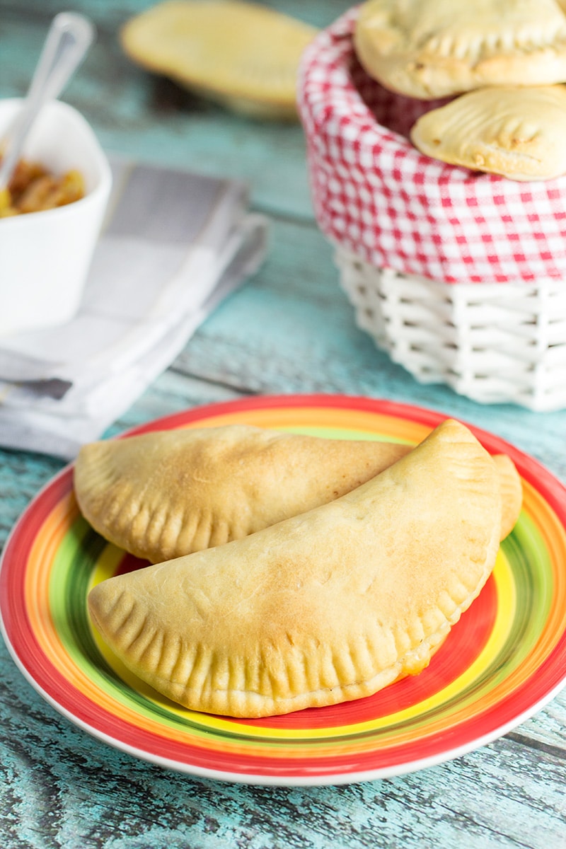 Panzerotti - savory Italian turnovers with mozzarella & prosciutto and onions & olives fillings! | cookingtheglobe.com