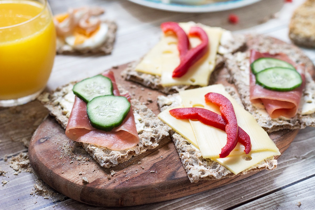 A look at the common Swedish breakfast which features open sandwiches, caviar, eggs and porridge! | cookingtheglobe.com