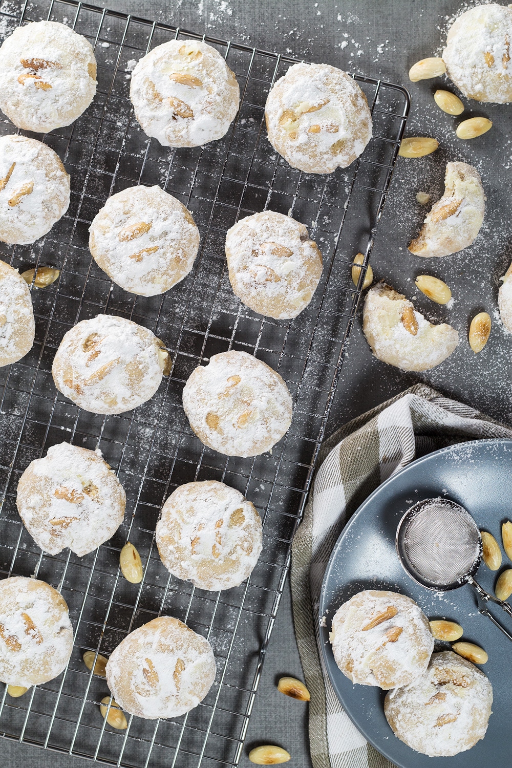 Mix Pack Cookies - Mexican Wedding, Shortbread, Chocolate