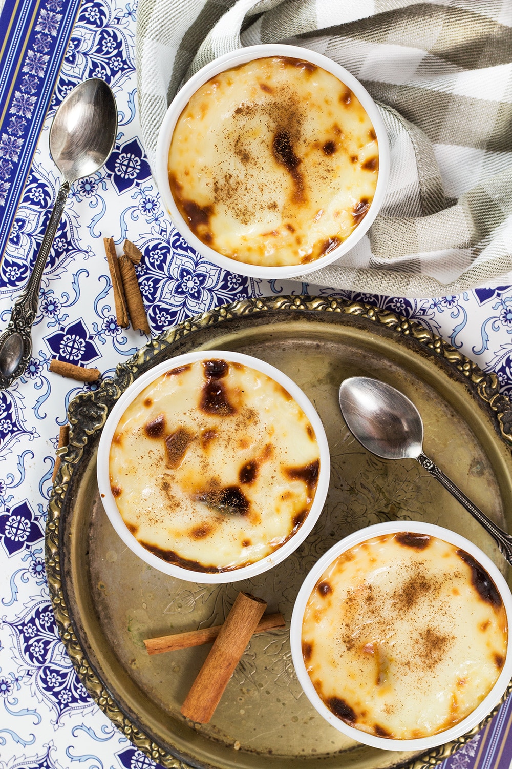 Creamy, rich, and melting in your mouth, this Turkish Rice Pudding (Sütlaç) can be served either warm or chilled. A perfect light dessert for any time of the day! | cookingtheglobe.com