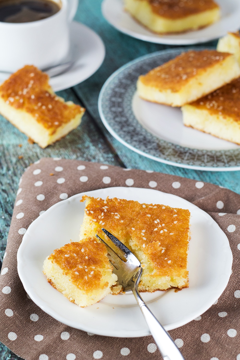 Quesadilla Salvadoreña is not your ordinary quesadilla. This one is a dessert! A rich and crazy delicious sweet cheese bread / pound cake from El Salvador. So good! | cookingtheglobe.com