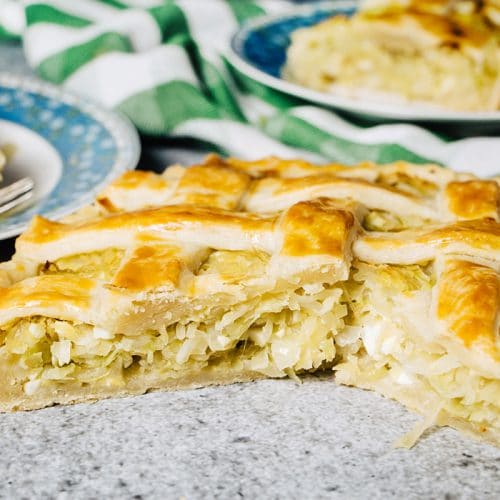 Russian cabbage pie stuffing