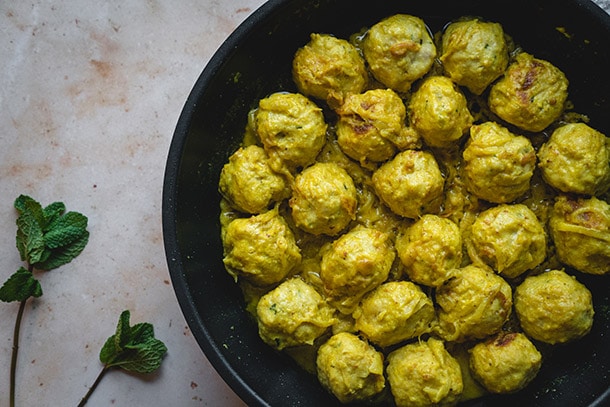 Indian chicken meatballs in a rich yogurt, cream, and almond sauce