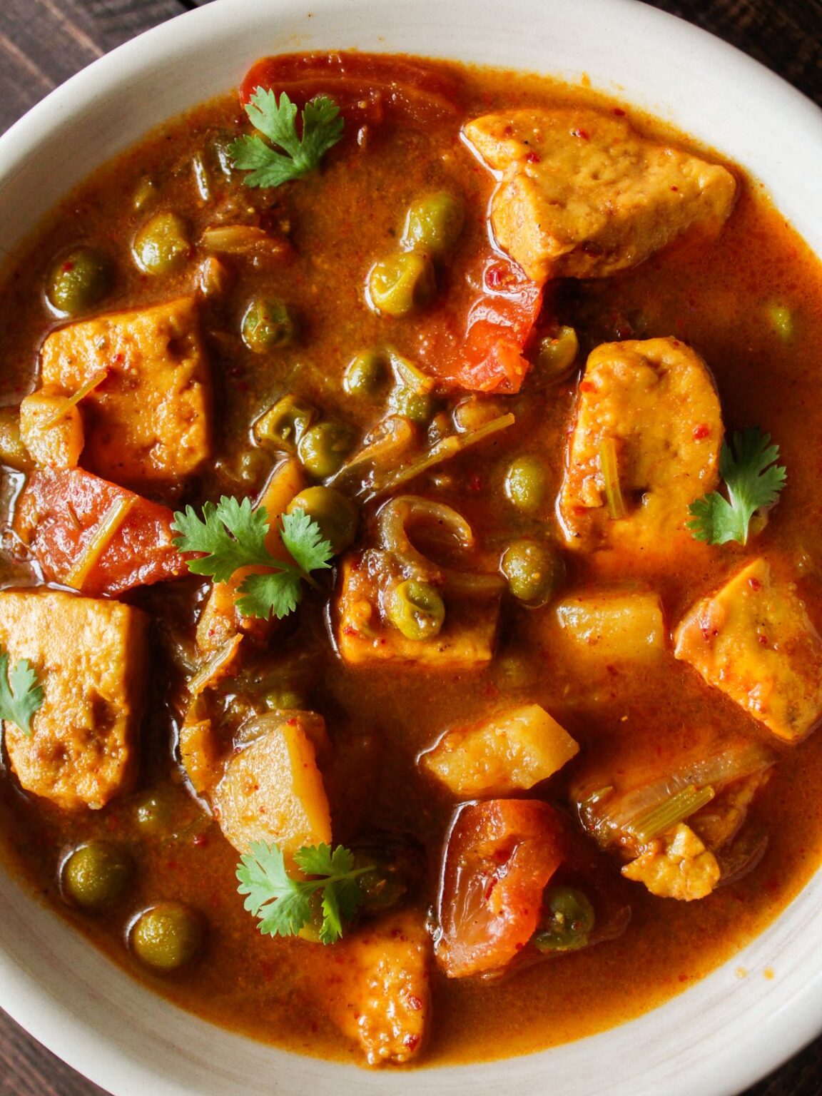 Aloo Matar Paneer - 30 Minute Indian Curry Recipe - Cooking The Globe