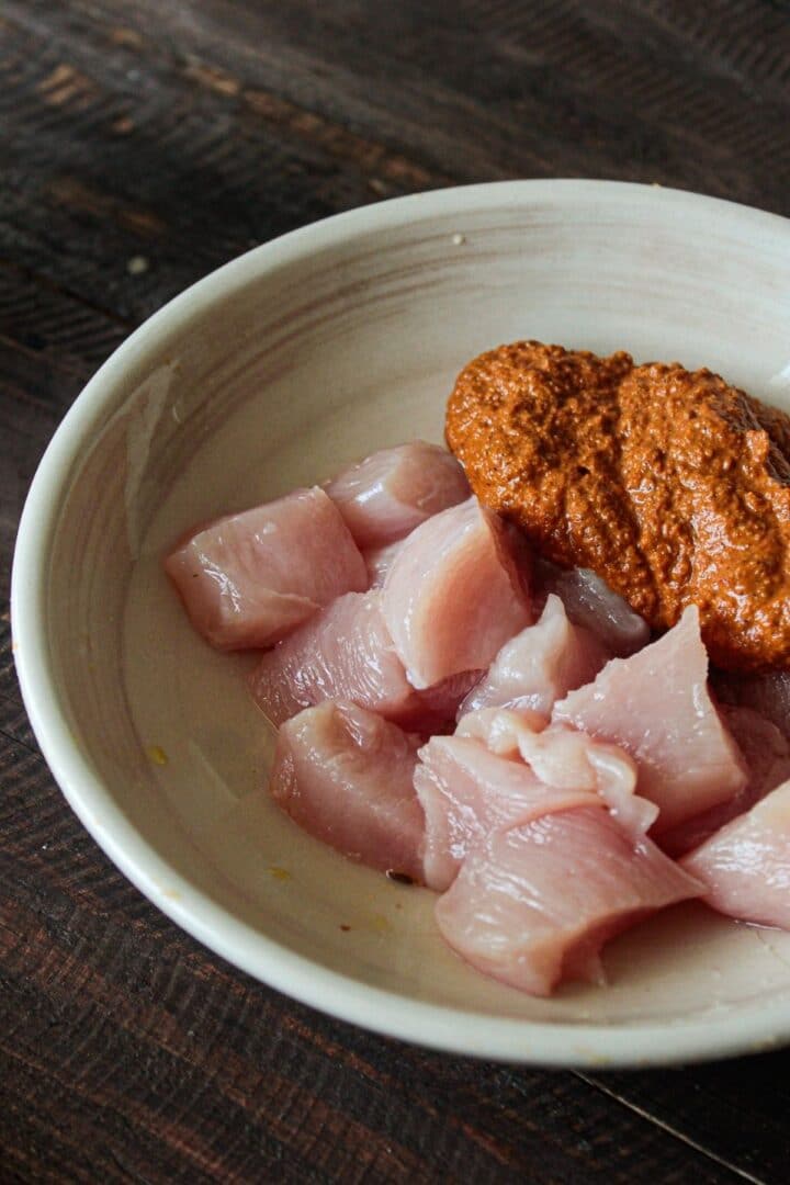 Spicy Chicken Vindaloo Recipe - Cooking The Globe