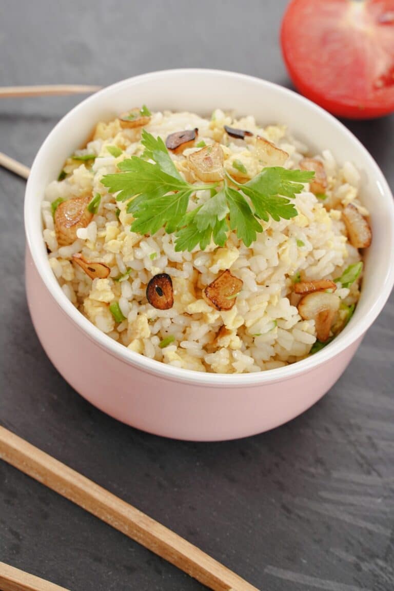 Japanese Garlic Fried Rice Recipe Cooking The Globe