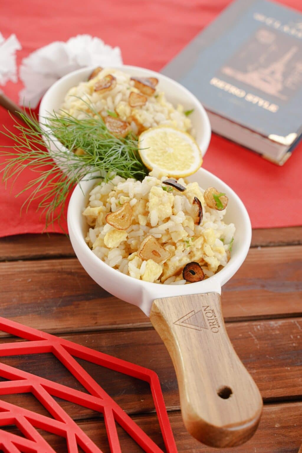 Japanese Garlic Fried Rice Recipe - Cooking The Globe