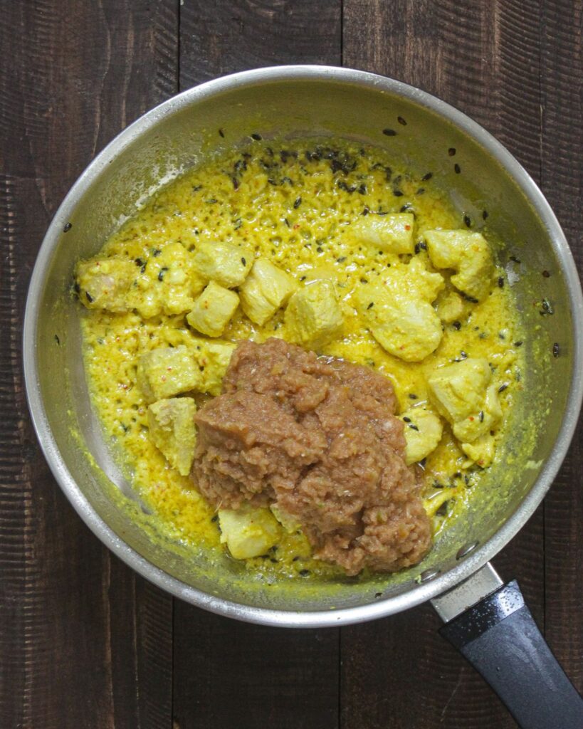 Simple Indian Chicken Curry - Cooking The Globe