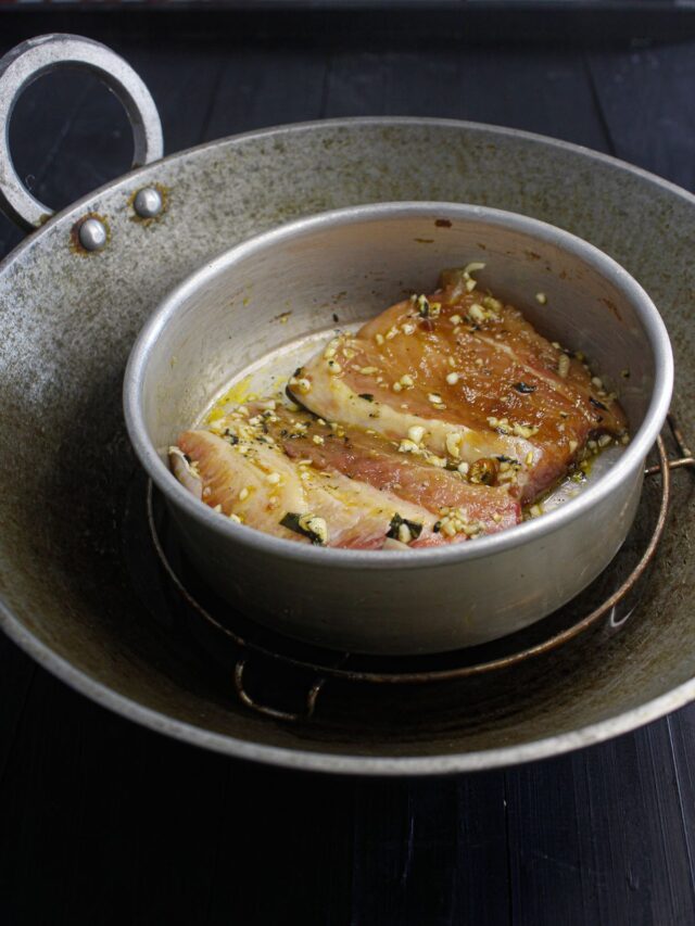 Thai Steamed Fish In Garlic And Lemon Sauce - Cooking The Globe