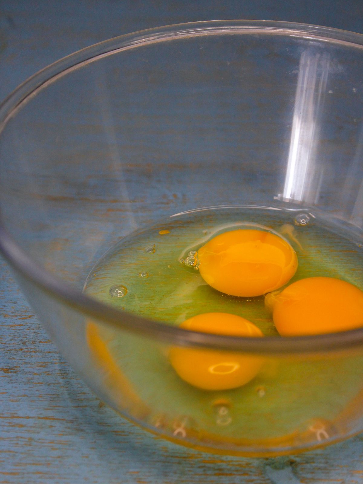 add eggs in a bowl