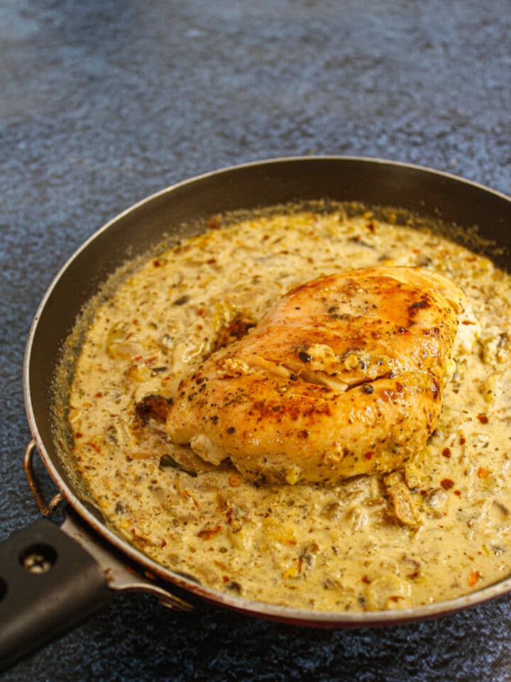 Chicken Breast With Creamy Mushroom Sauce Recipe