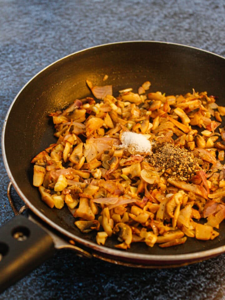 Chicken Breast With Creamy Mushroom Sauce Recipe